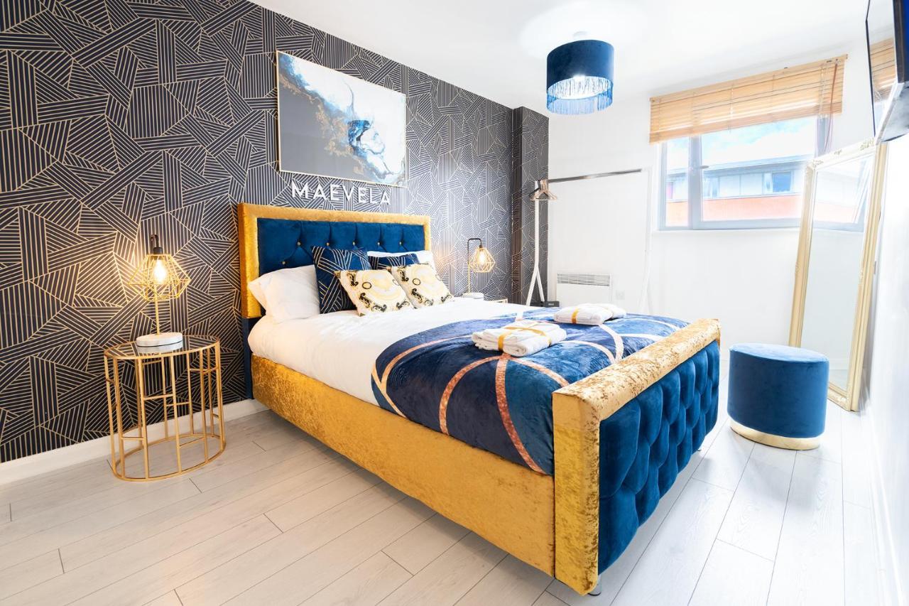 Maevela Apartments - Ultra Lavish Luxury 2 Bed Apartment City Centre - With Balcony - Free Secure Parking - Ps4 & Smart Tv'S Birmingham Kültér fotó