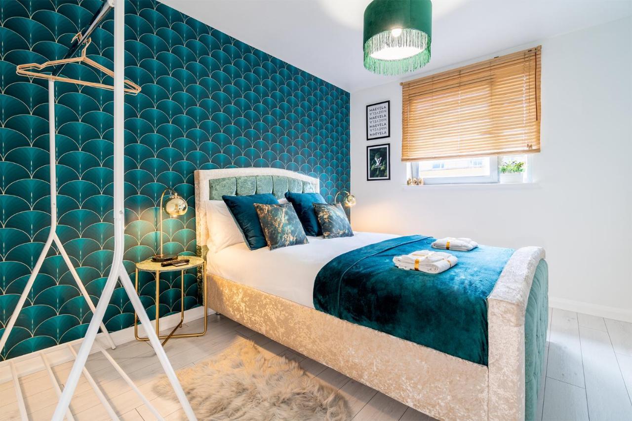 Maevela Apartments - Ultra Lavish Luxury 2 Bed Apartment City Centre - With Balcony - Free Secure Parking - Ps4 & Smart Tv'S Birmingham Kültér fotó