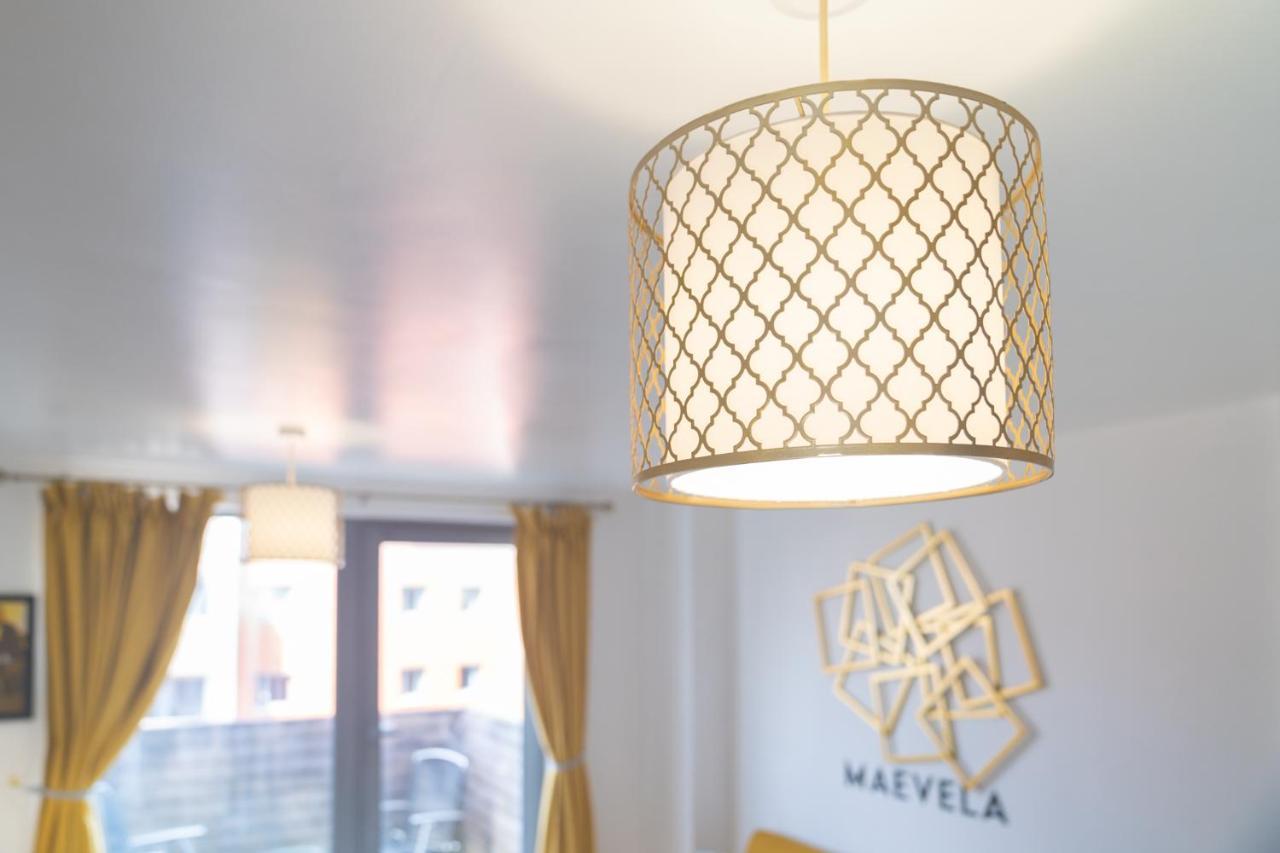 Maevela Apartments - Ultra Lavish Luxury 2 Bed Apartment City Centre - With Balcony - Free Secure Parking - Ps4 & Smart Tv'S Birmingham Kültér fotó