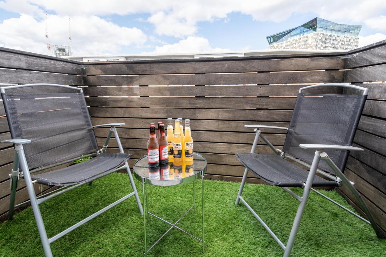 Maevela Apartments - Ultra Lavish Luxury 2 Bed Apartment City Centre - With Balcony - Free Secure Parking - Ps4 & Smart Tv'S Birmingham Kültér fotó
