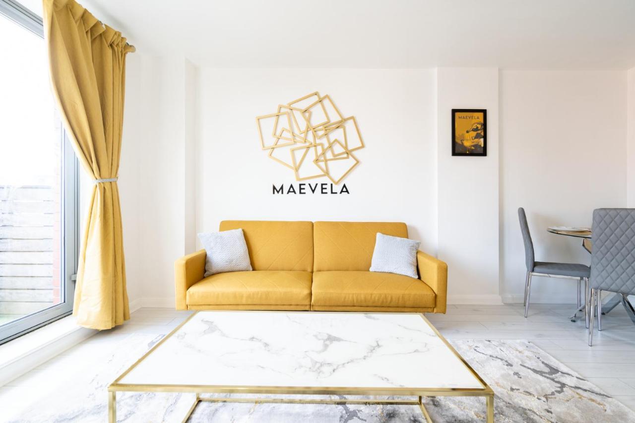 Maevela Apartments - Ultra Lavish Luxury 2 Bed Apartment City Centre - With Balcony - Free Secure Parking - Ps4 & Smart Tv'S Birmingham Kültér fotó