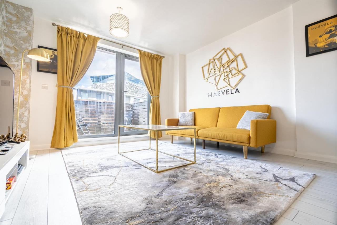 Maevela Apartments - Ultra Lavish Luxury 2 Bed Apartment City Centre - With Balcony - Free Secure Parking - Ps4 & Smart Tv'S Birmingham Kültér fotó