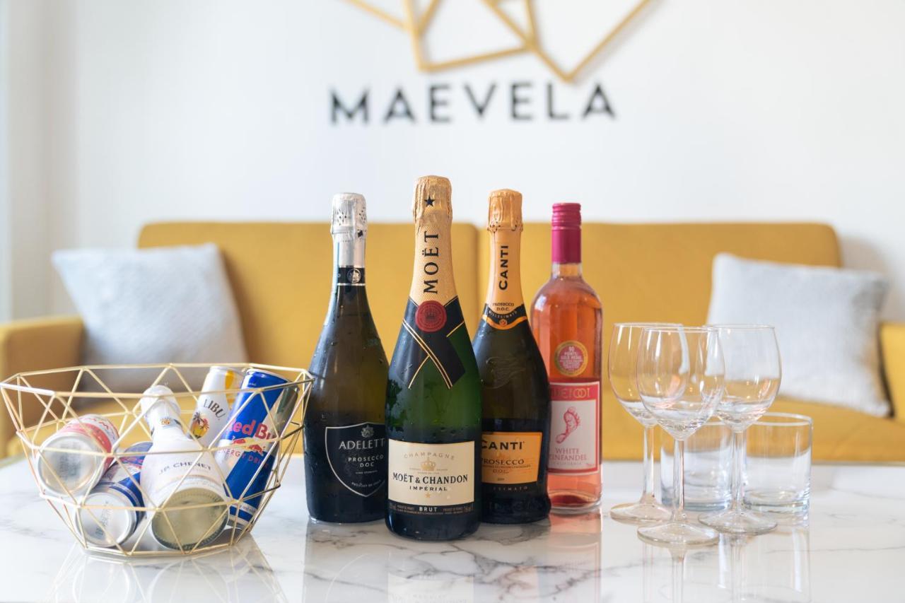 Maevela Apartments - Ultra Lavish Luxury 2 Bed Apartment City Centre - With Balcony - Free Secure Parking - Ps4 & Smart Tv'S Birmingham Kültér fotó