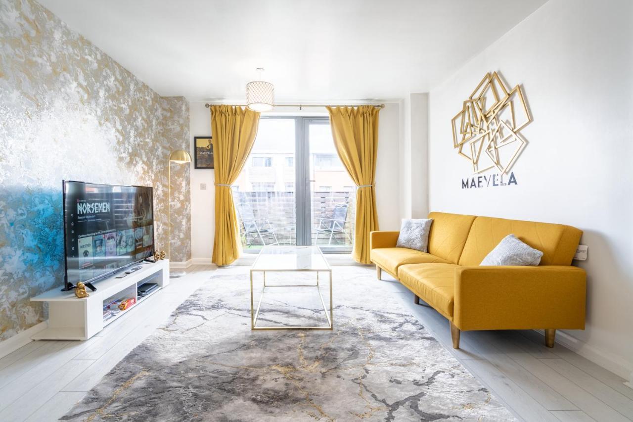 Maevela Apartments - Ultra Lavish Luxury 2 Bed Apartment City Centre - With Balcony - Free Secure Parking - Ps4 & Smart Tv'S Birmingham Kültér fotó